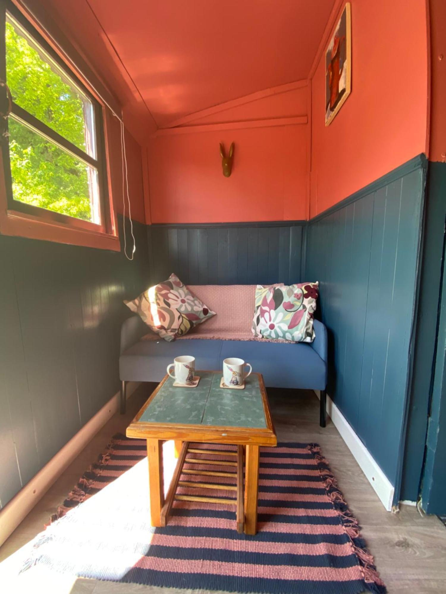 The Hares Hut At Carrigeen Glamping Kilkenny Exterior foto